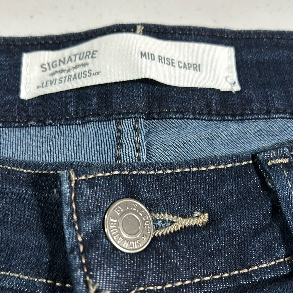 Levi jeans